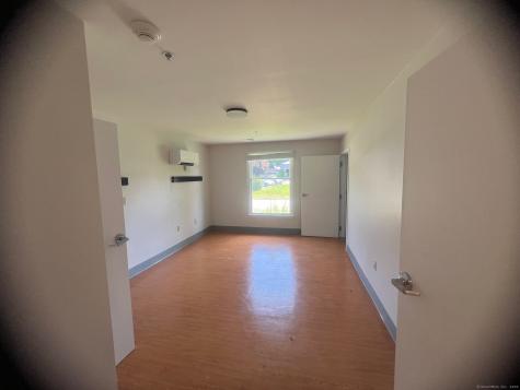 89 Viets Street New London CT 06320