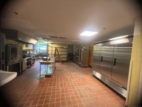 89 Viets Street New London CT 06320