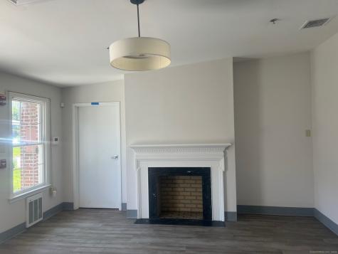 89 Viets Street New London CT 06320