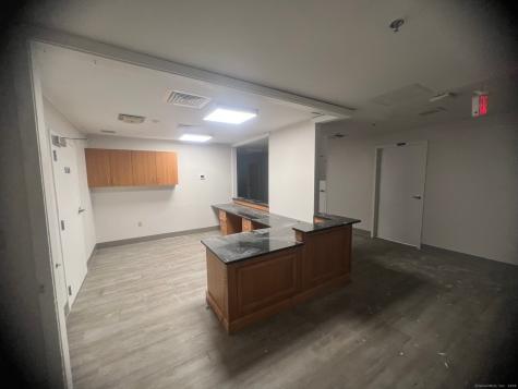 89 Viets Street New London CT 06320