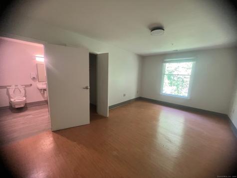 89 Viets Street New London CT 06320