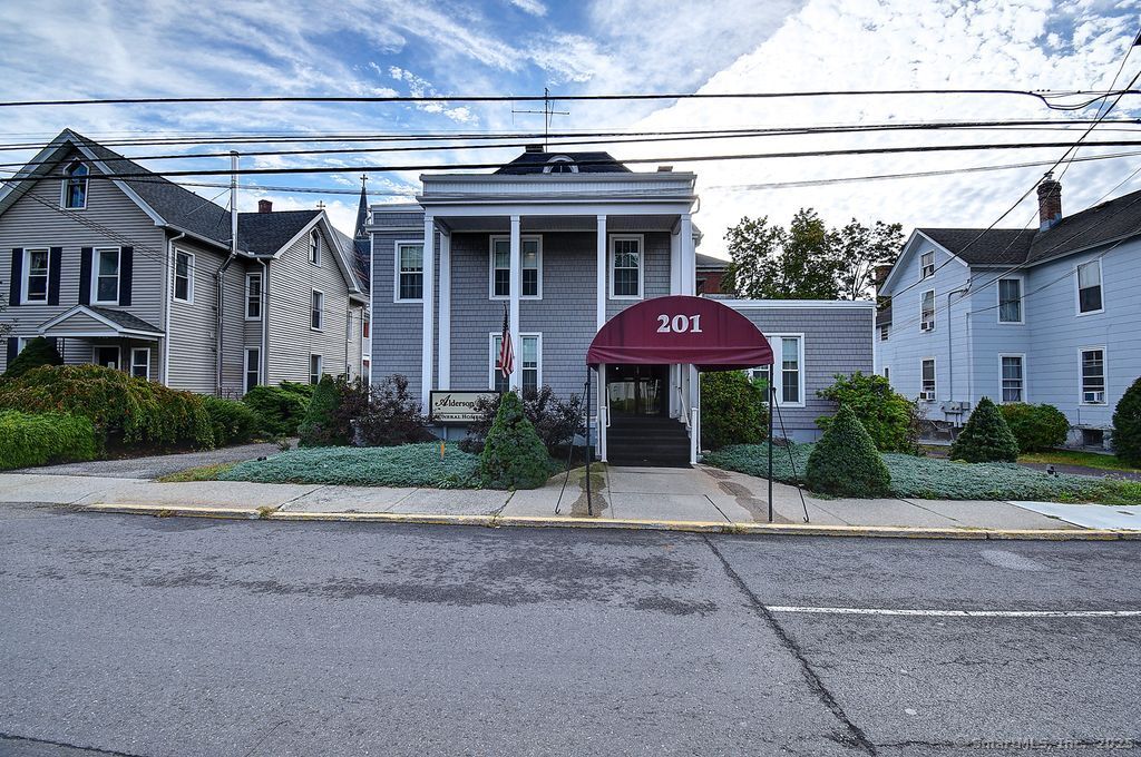 201 Meadow Street Naugatuck CT 06770