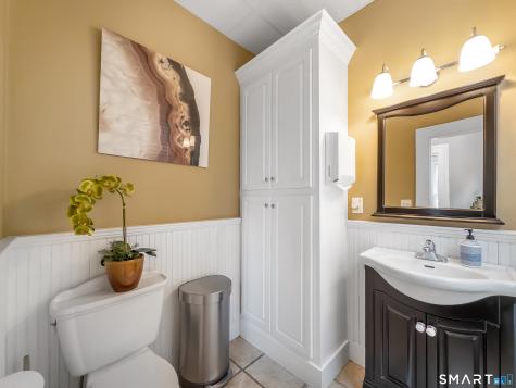 27 Pleasant Street Middletown CT 06457