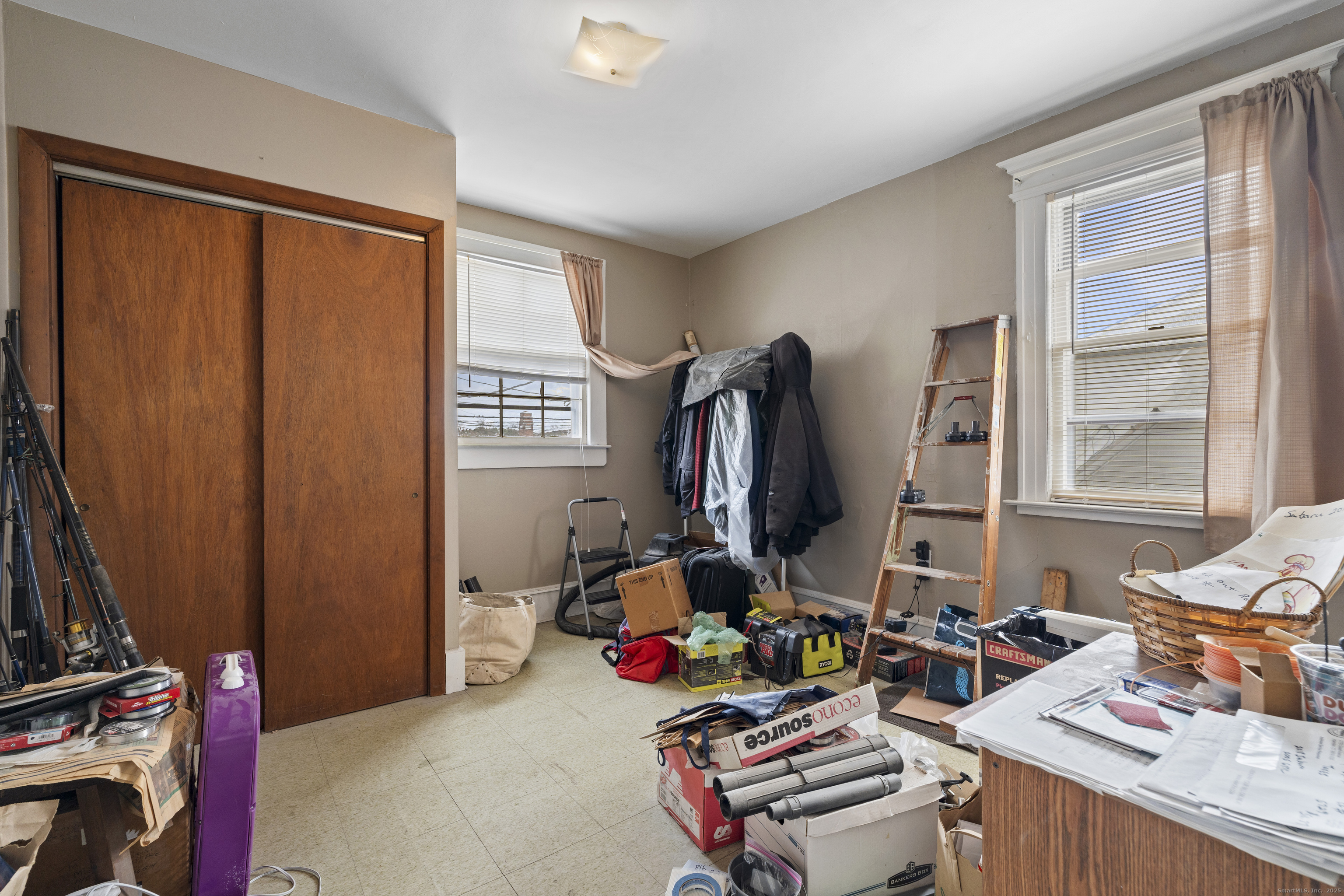1422 Dixwell Avenue Hamden CT 06514