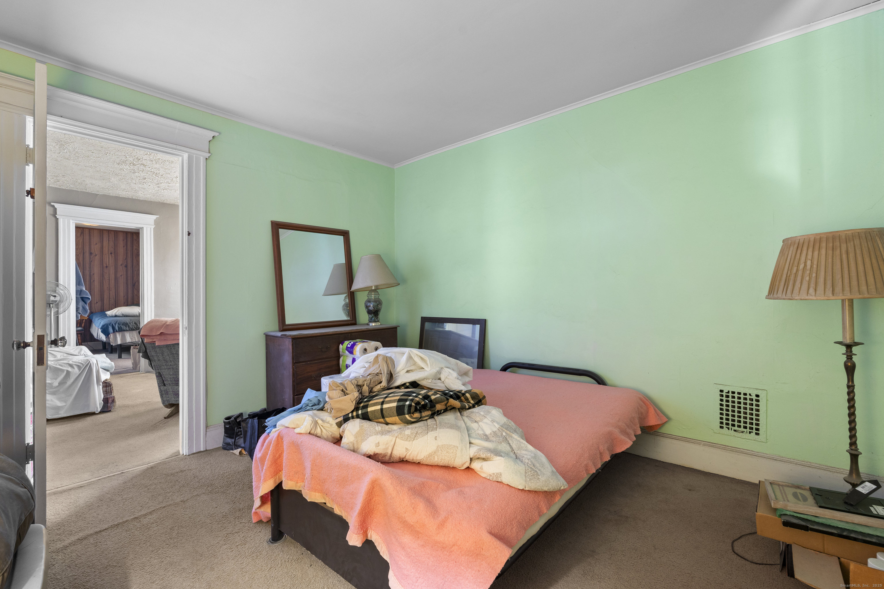 1422 Dixwell Avenue Hamden CT 06514