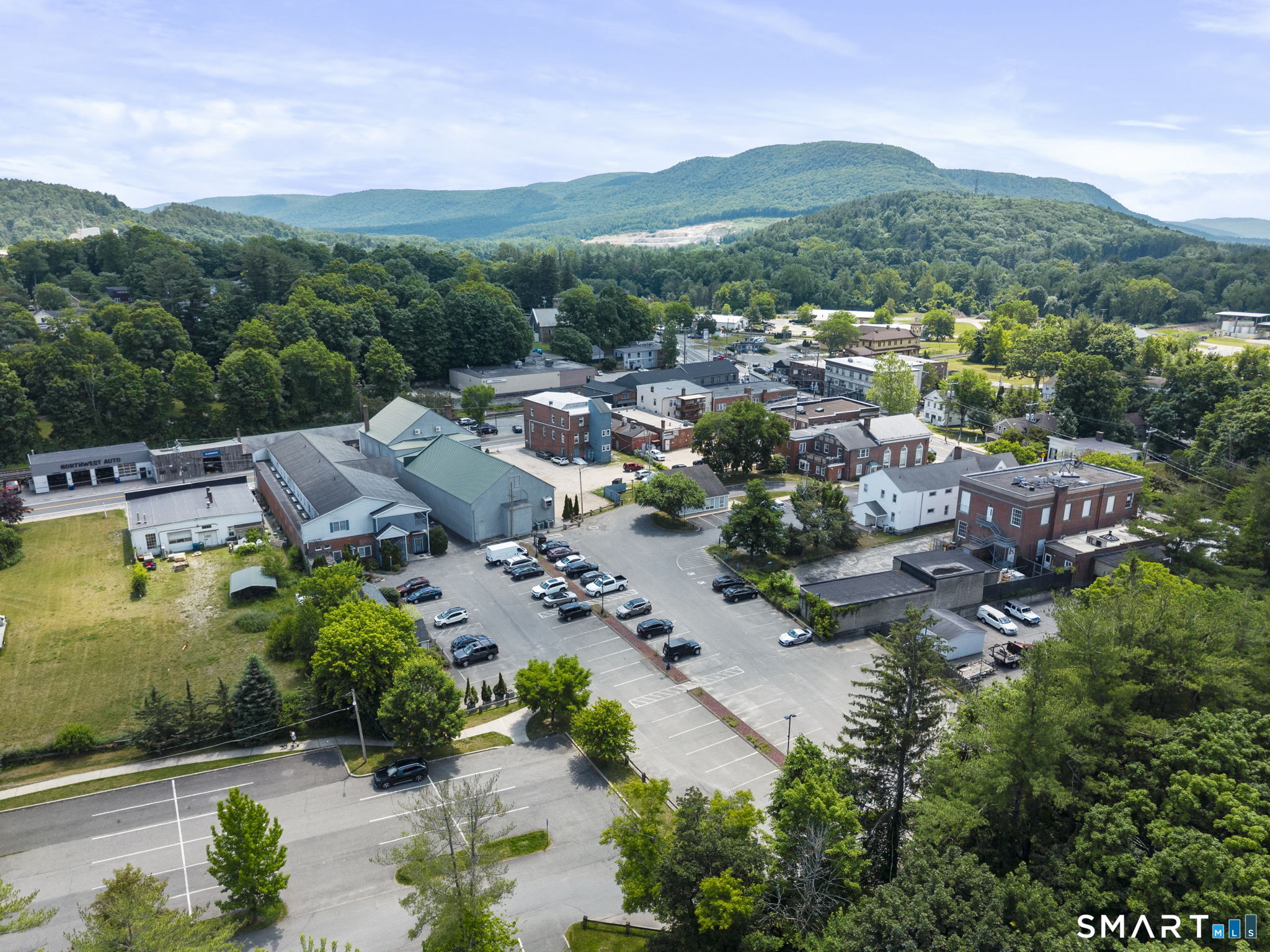 25 + 27 Railroad Street North Canaan CT 06018
