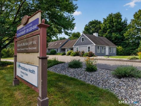 147 Westbrook Road Essex CT 06426