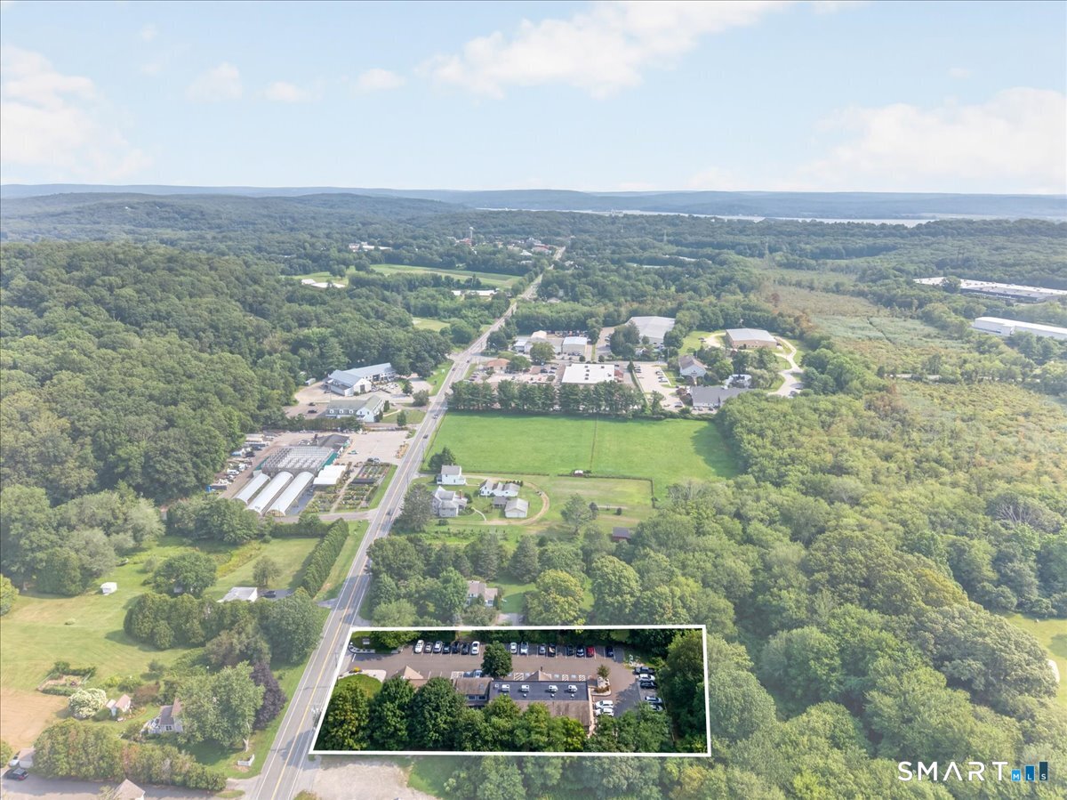 147 Westbrook Road Essex CT 06426