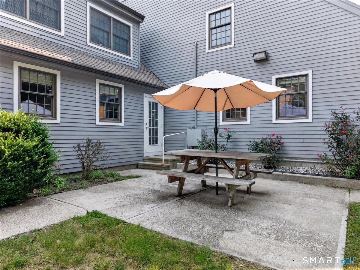 147 Westbrook Road Essex CT 06426