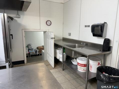 411 North Main Street Naugatuck CT 06770