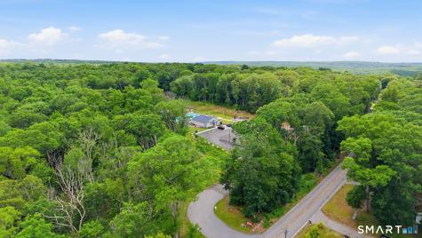 14 Iron Street Ledyard CT 06339