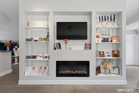 14 Iron Street Ledyard CT 06339