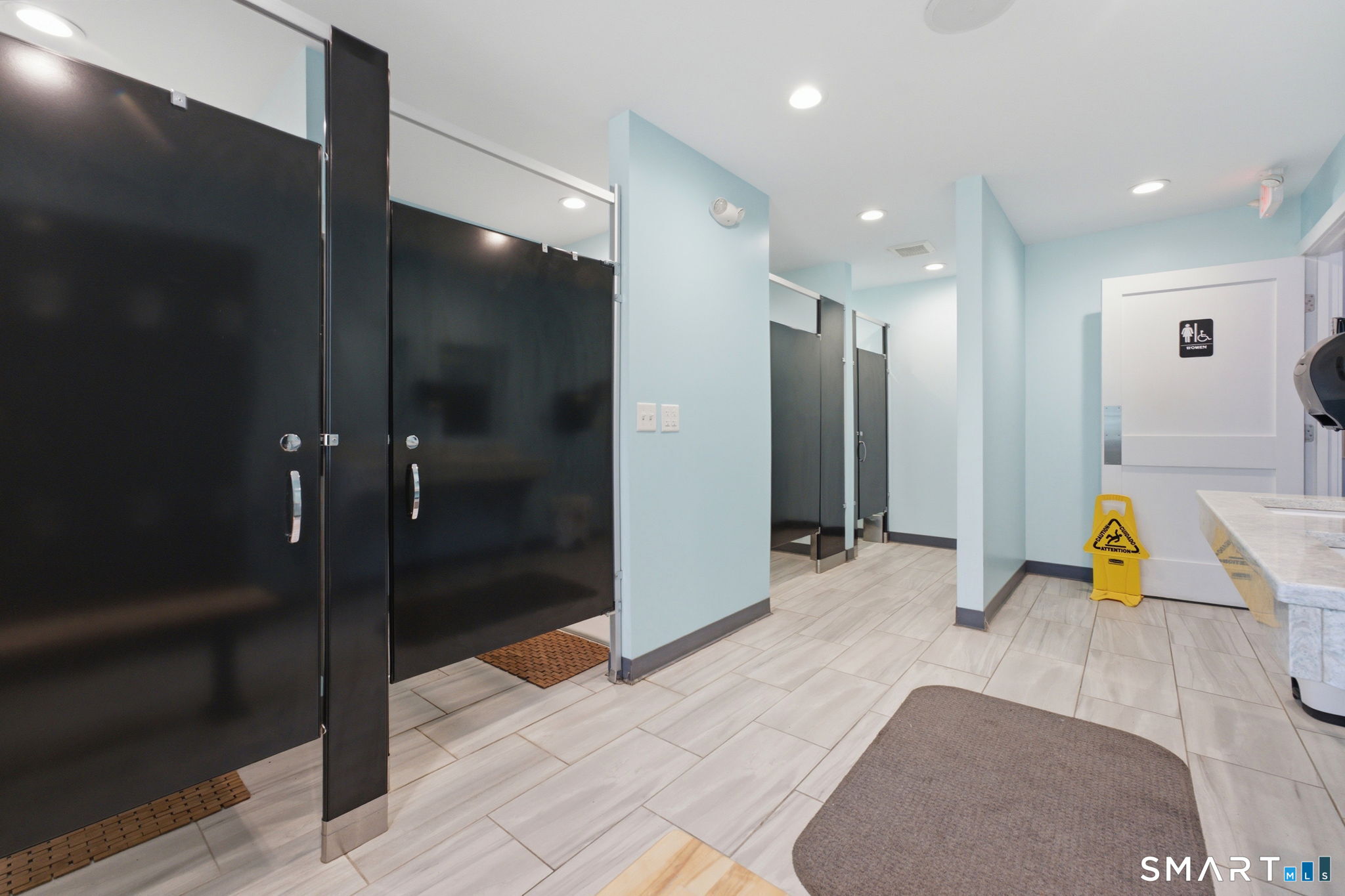 14 Iron Street Ledyard CT 06339