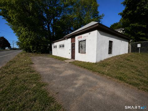 2816 State Street Hamden CT 06517