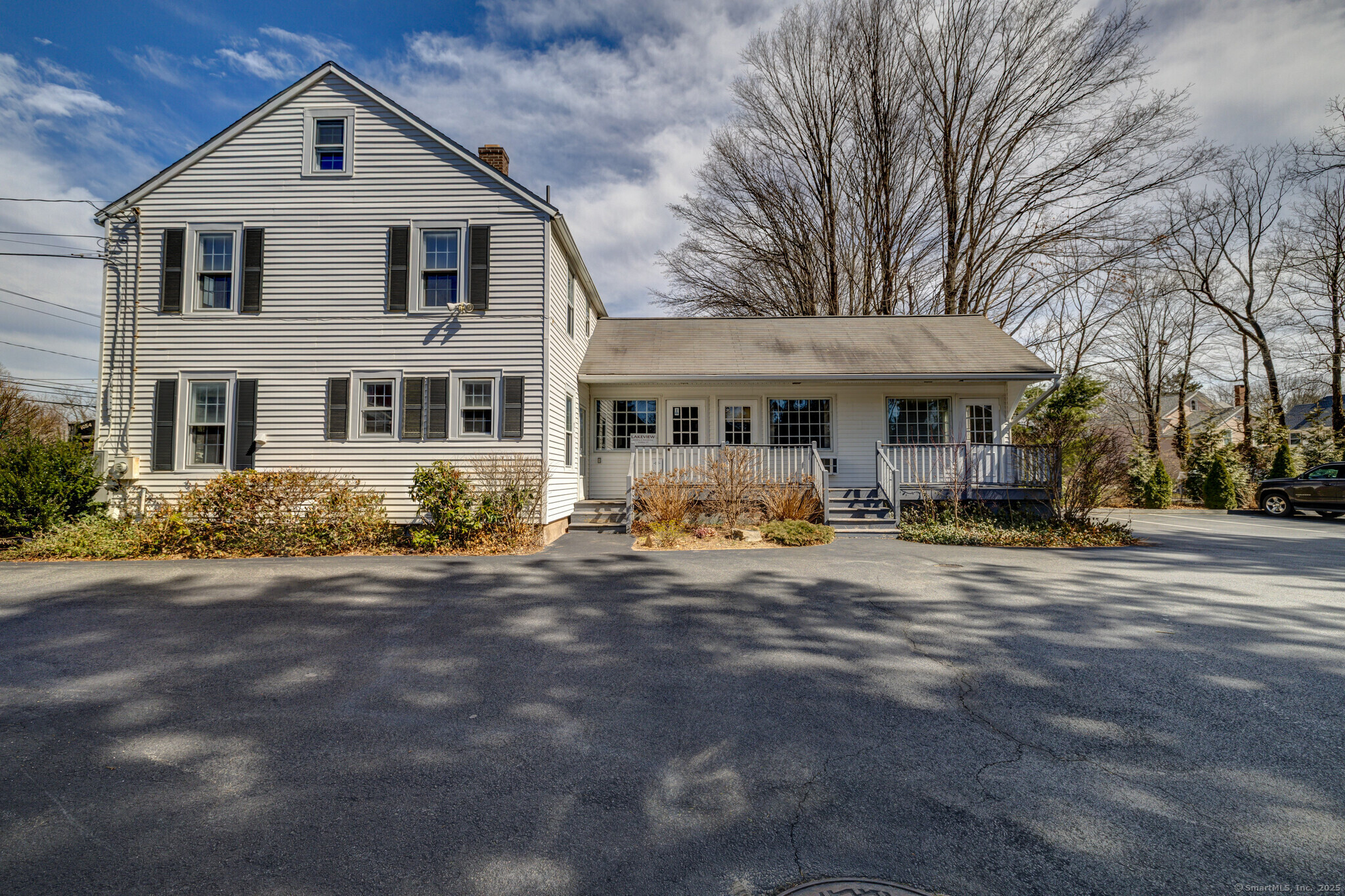 1054 Boston Post Road Guilford CT 06437