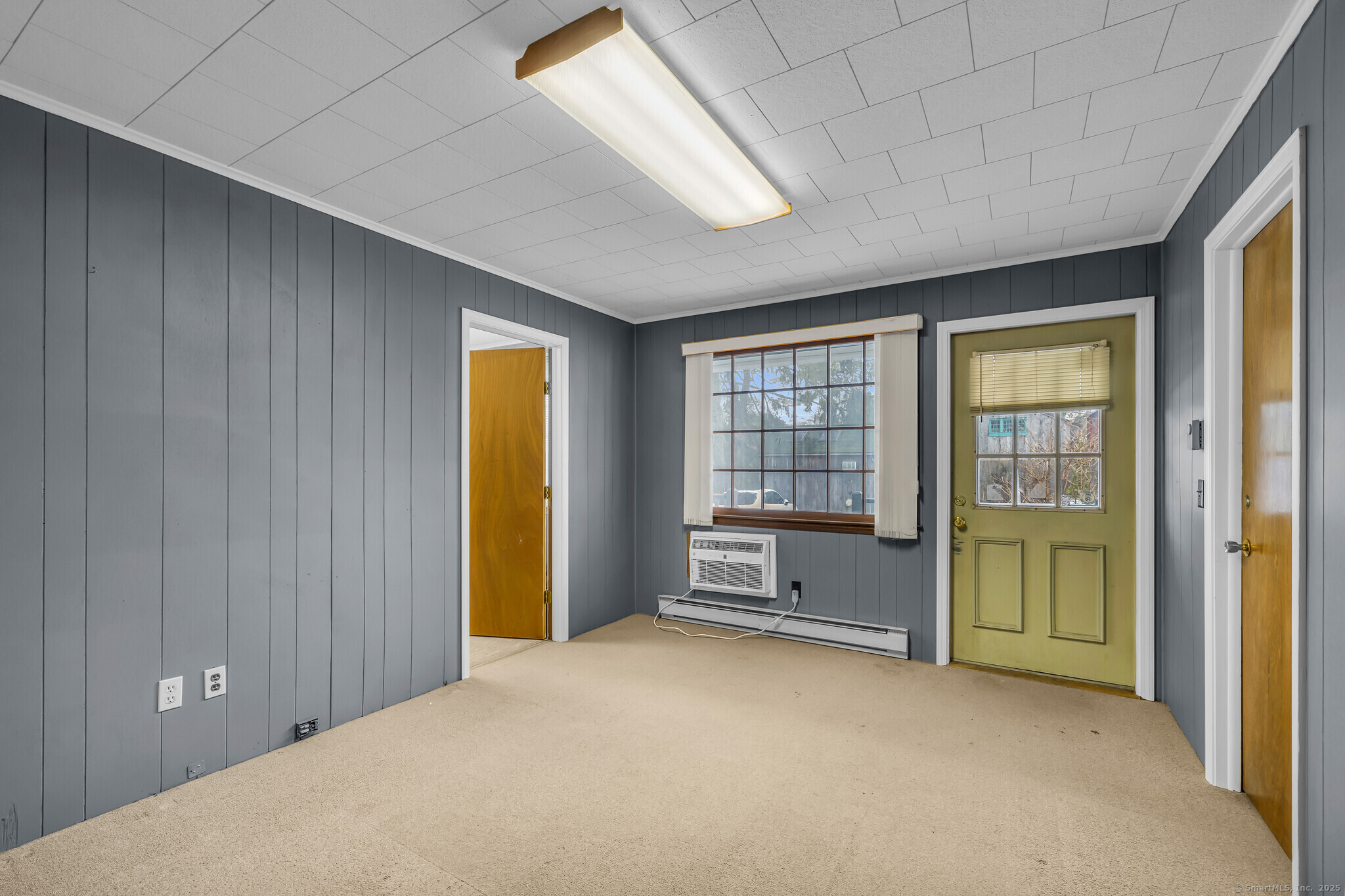 1054 Boston Post Road Guilford CT 06437