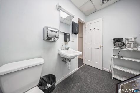 393 Soundview Road Guilford CT 06437