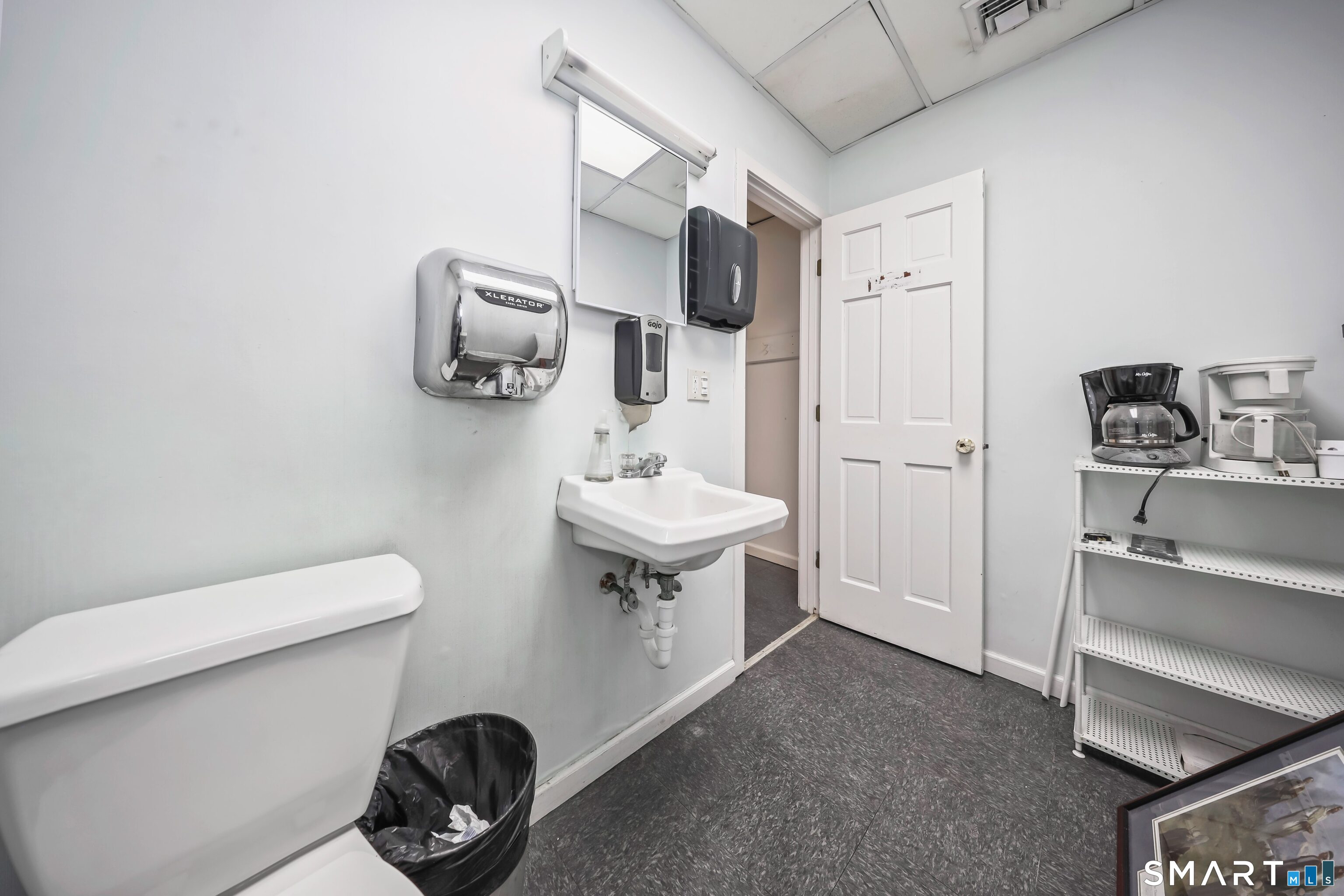 393 Soundview Road Guilford CT 06437