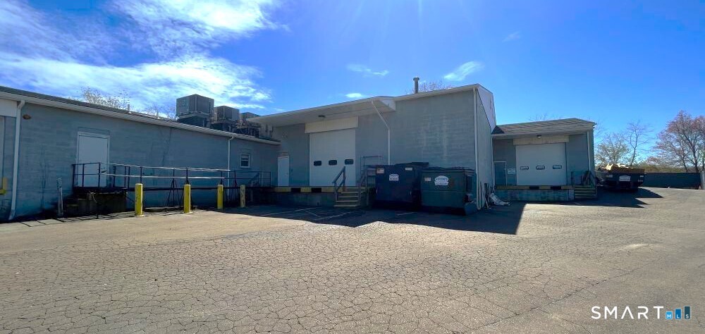 393 Soundview Road Guilford CT 06437