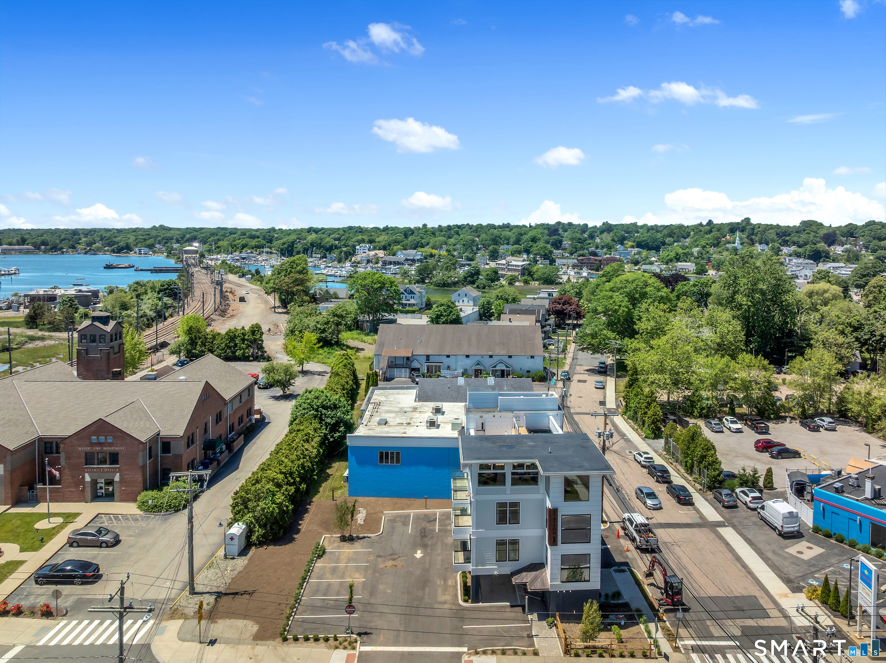 32 Broadway Avenue Stonington CT 06378