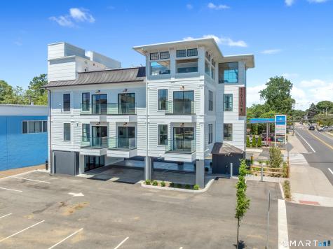 32 Broadway Avenue Stonington CT 06378