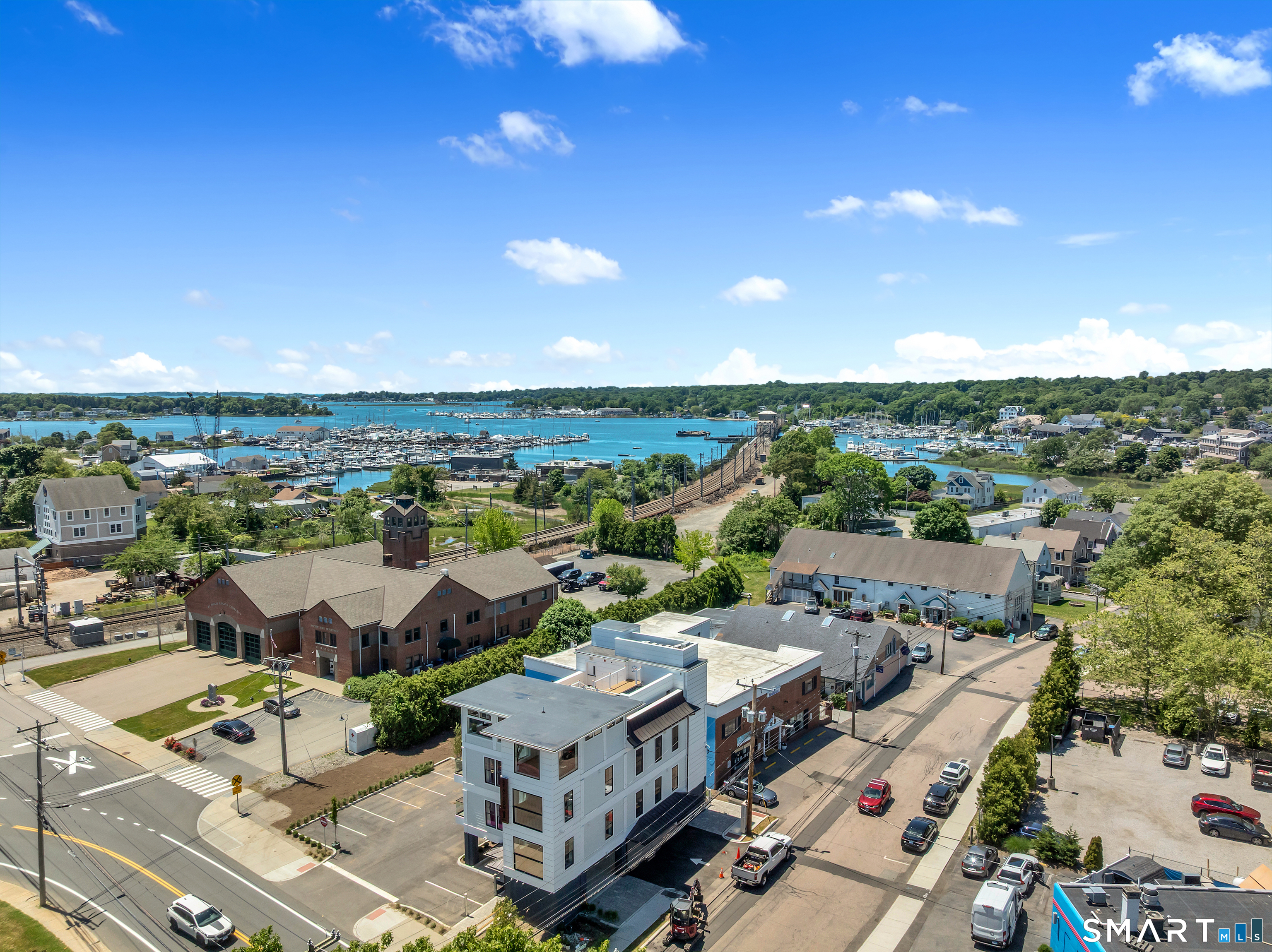 32 Broadway Avenue Stonington CT 06378