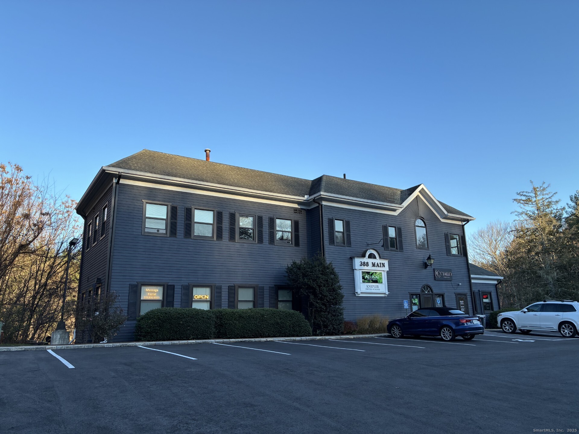 388 Main Street Monroe CT 06468
