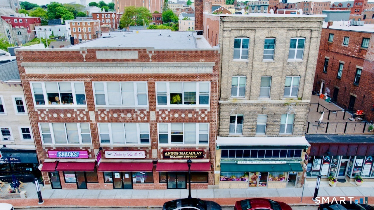 147 Bank Street New London CT 06320