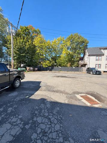1206 Dixwell Avenue Hamden CT 06514