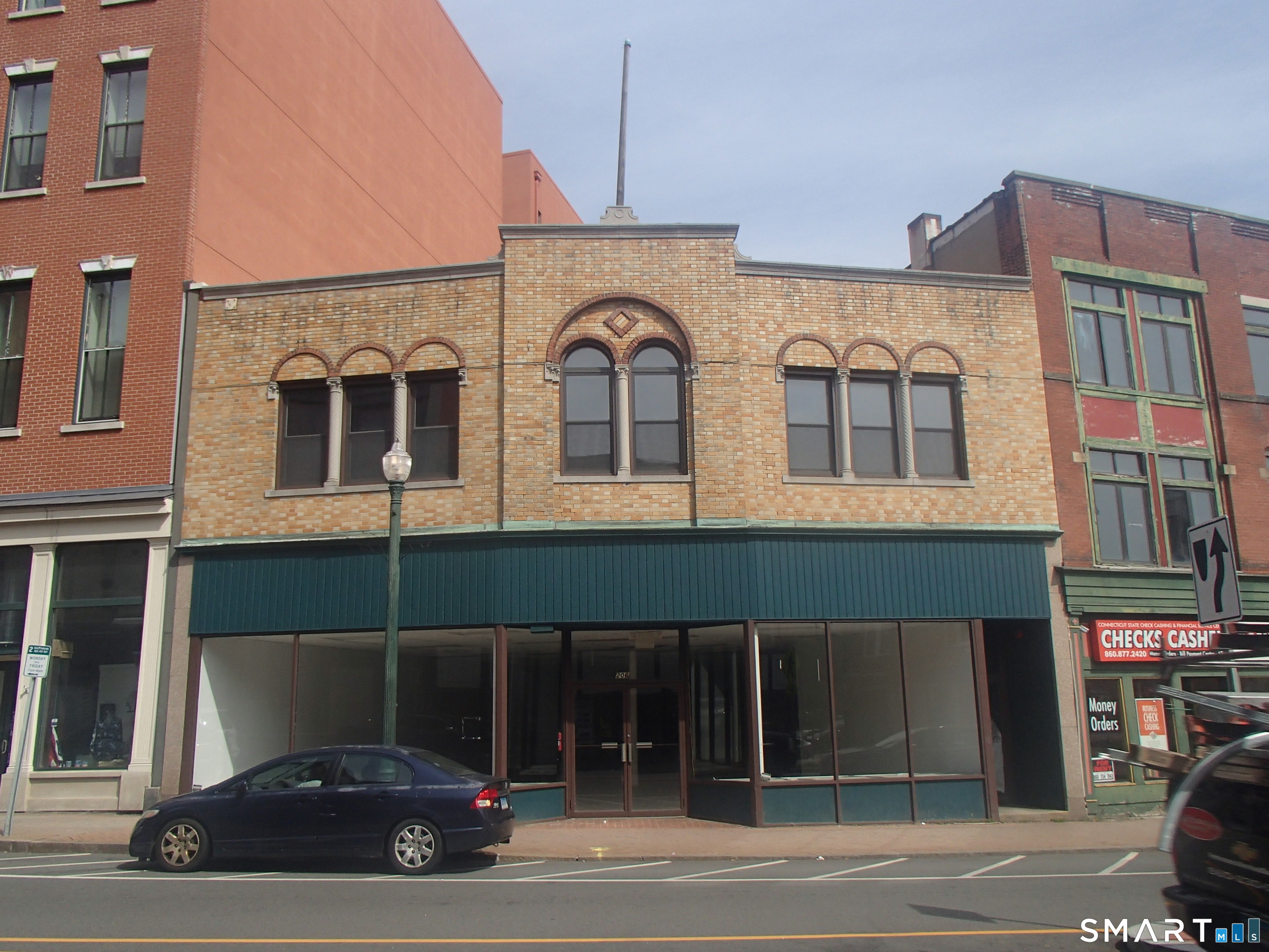 206-210 Main Street Norwich CT 06360