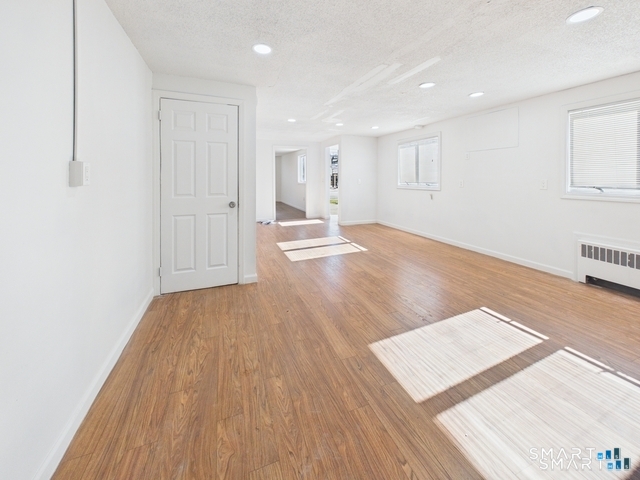 Meriden CT 06450