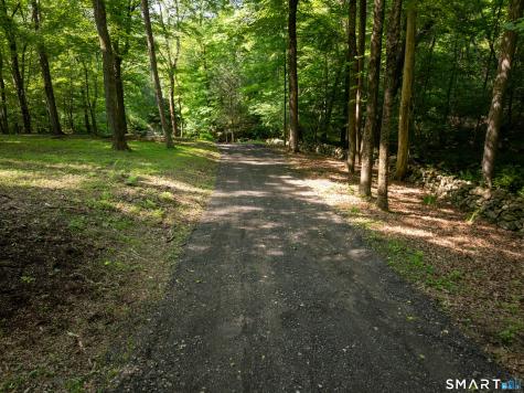 81 Mountain Road Prospect CT 06712