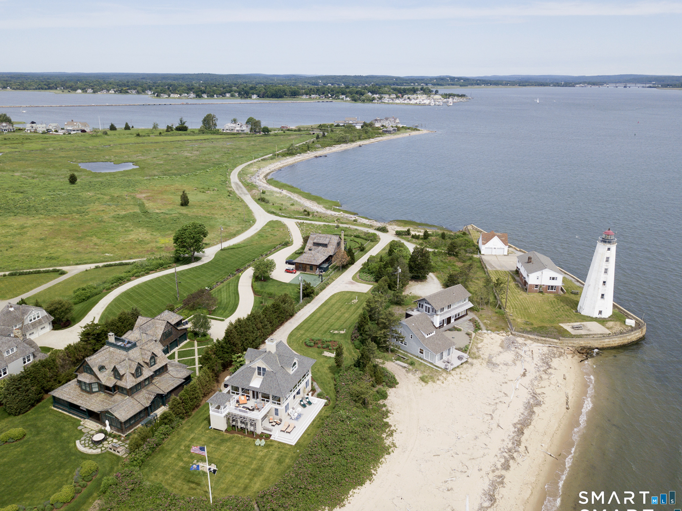 101-A Sequassen Avenue Old Saybrook CT 06475