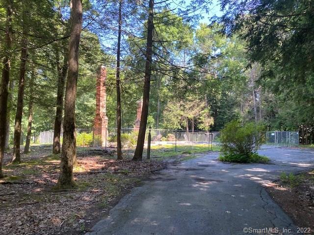 6 Charing Cross Avon CT 06001