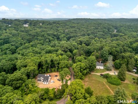 391 Newton Road Woodbridge CT 06525