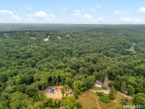 391 Newton Road Woodbridge CT 06525