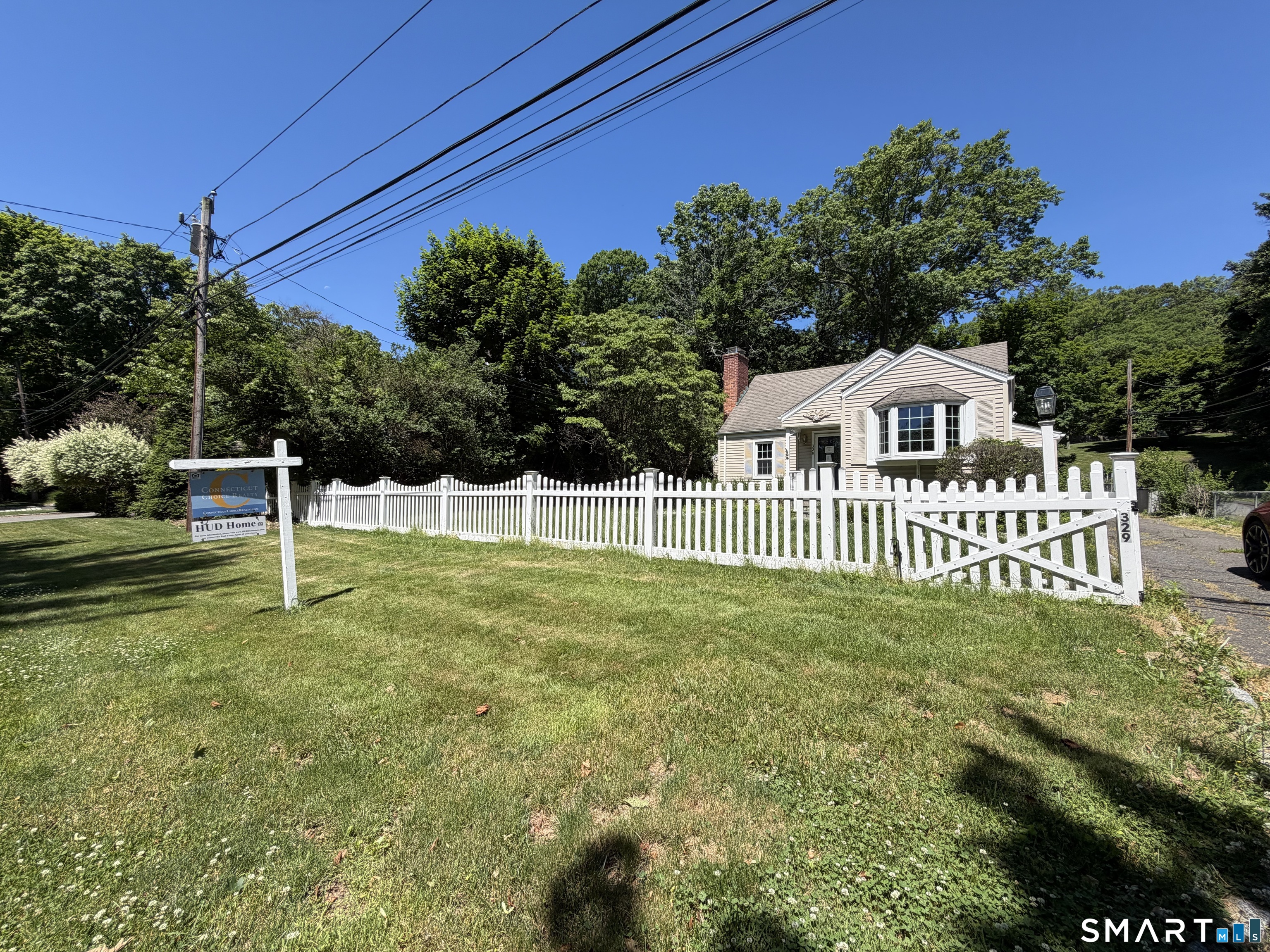 329 Bronson Road Fairfield CT 06890