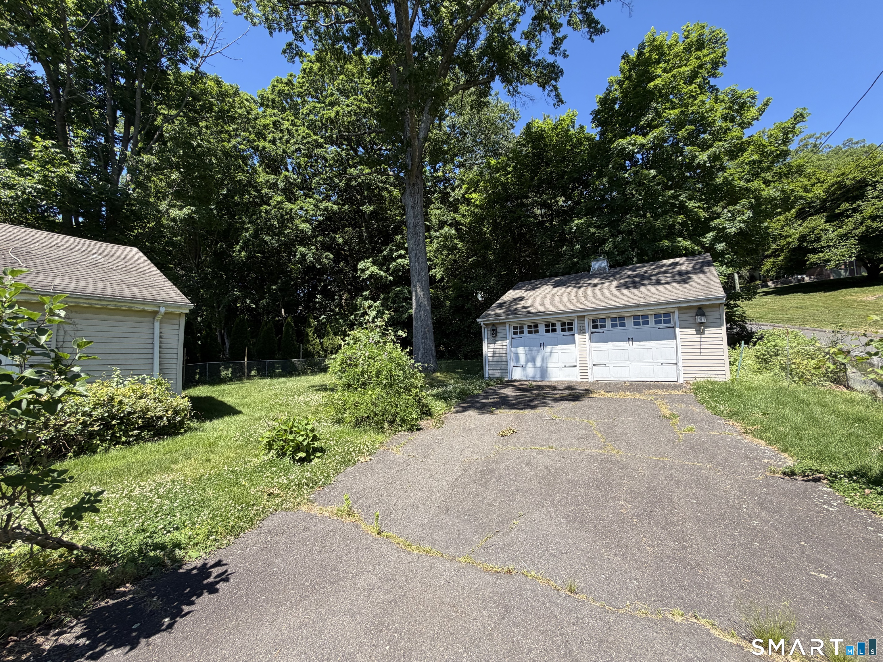 329 Bronson Road Fairfield CT 06890