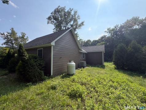 8059 Brickyard Road Farmington CT 06032