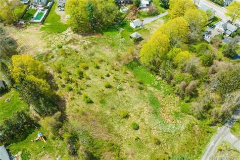 6 Broad Street Killingly CT 06239