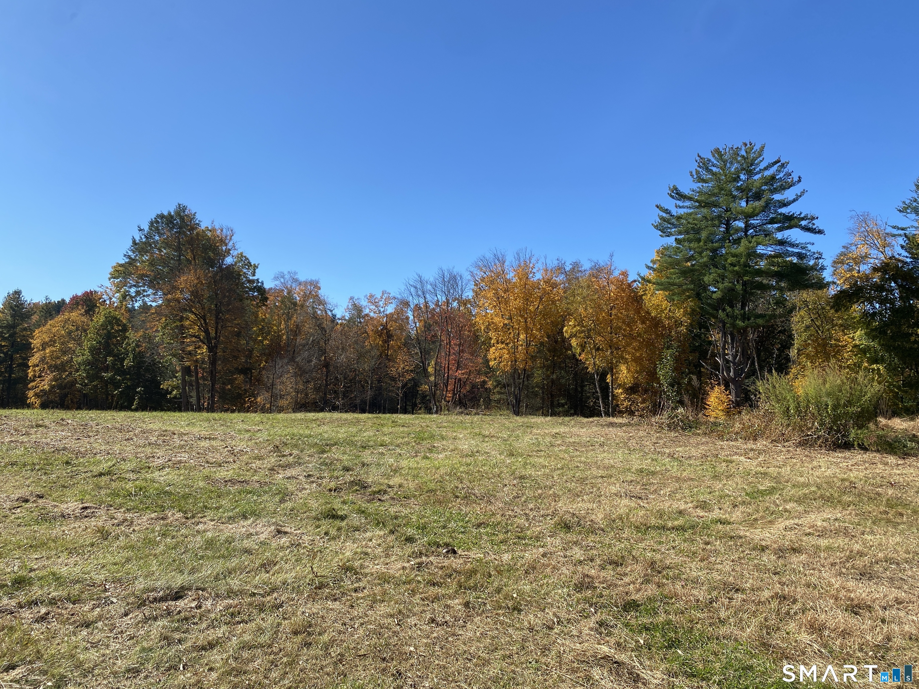 61 Barn Door Hills Road Granby CT 06035