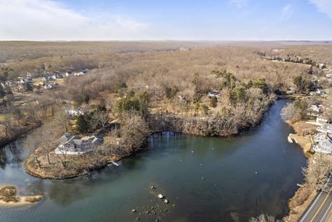 163 Oswegatchie Road Waterford CT 06385