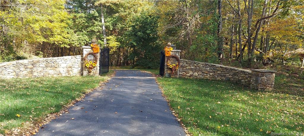 612 Cook Hill Road Killingly CT 06239