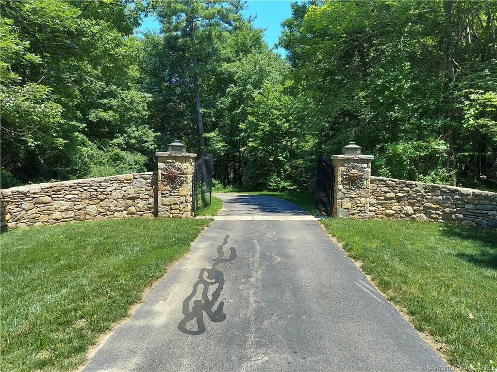 612 Cook Hill Road Killingly CT 06239