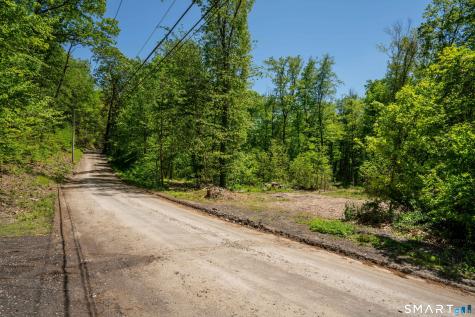 47 Stagecoach Run East Hampton CT 06424