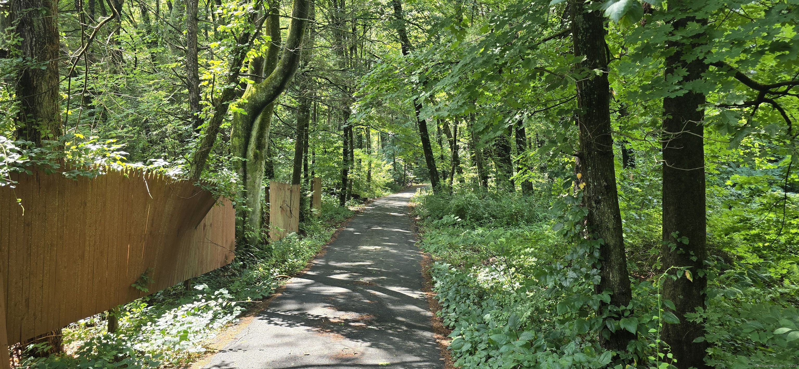 189 West Avon Road Avon CT 06001