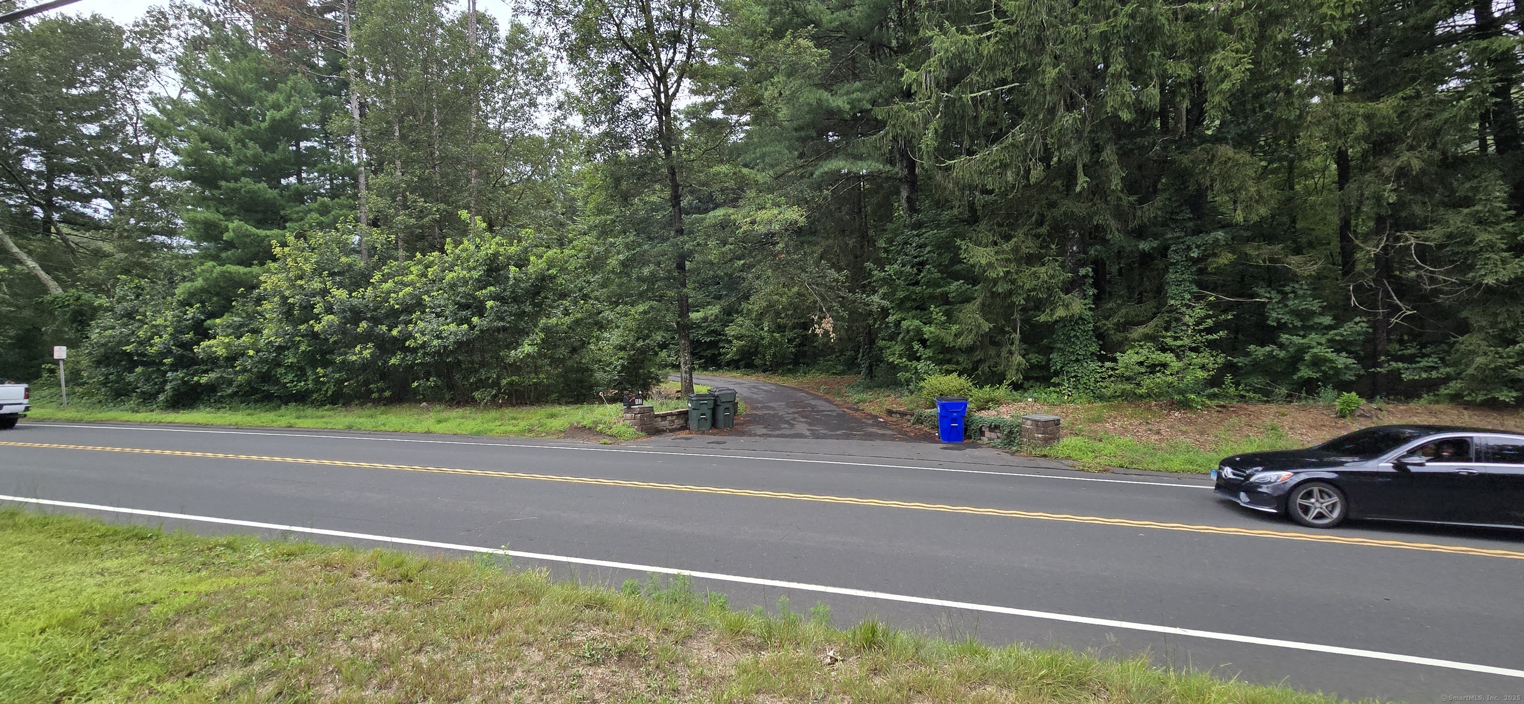 189 West Avon Road Avon CT 06001
