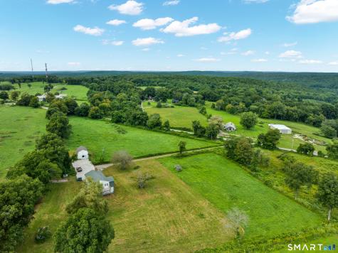 91-B Wintechog Hill Road North Stonington CT 06359