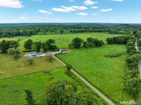 91-B Wintechog Hill Road North Stonington CT 06359