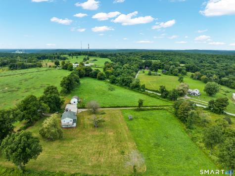 91-B Wintechog Hill Road North Stonington CT 06359